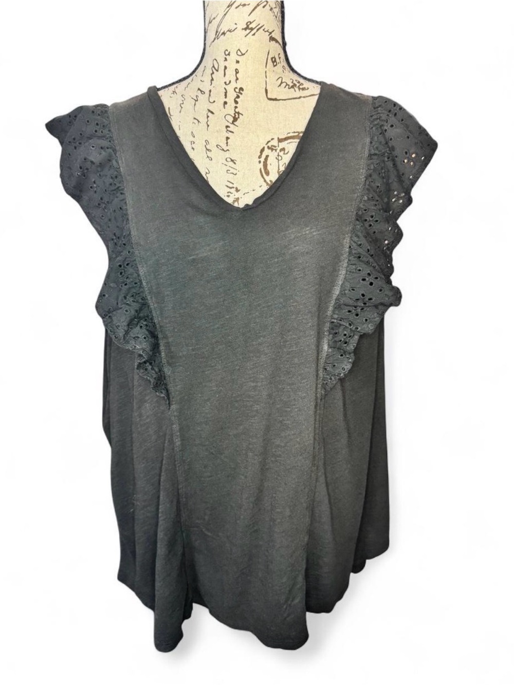 Terra & Sky Black Eyelet Ruffle V-Neck Tank
